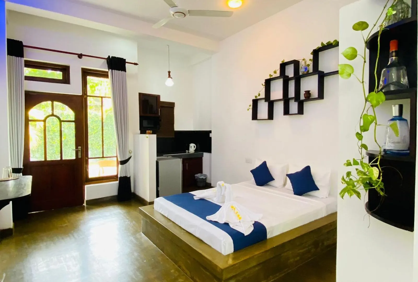 Sun Breeze Negombo Ξενοδοχείο 0*,