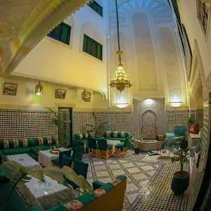 Yamna Riad Fes